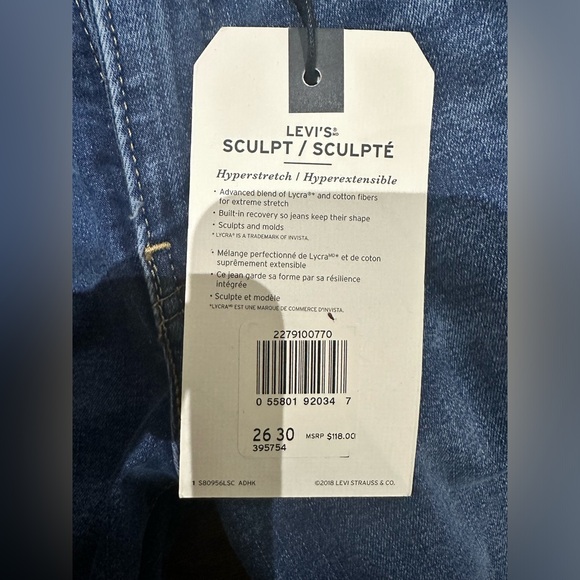 Levi’s Highrise Sculpt Jeans - Picture 2 of 3